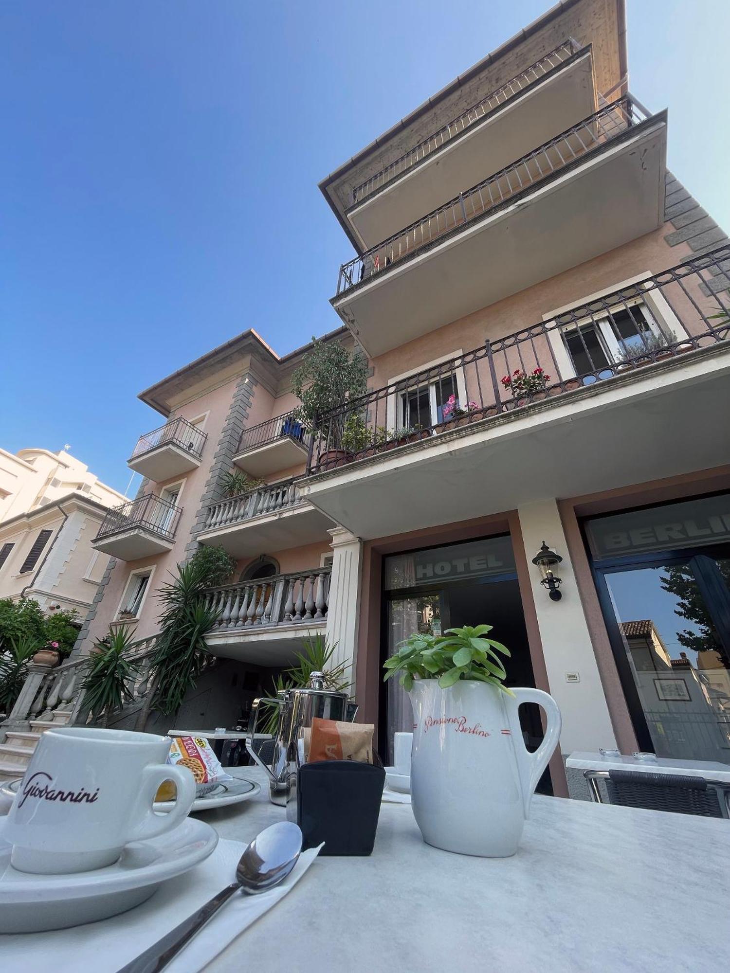 קאטוליקה Hotel Berlino מראה חיצוני תמונה